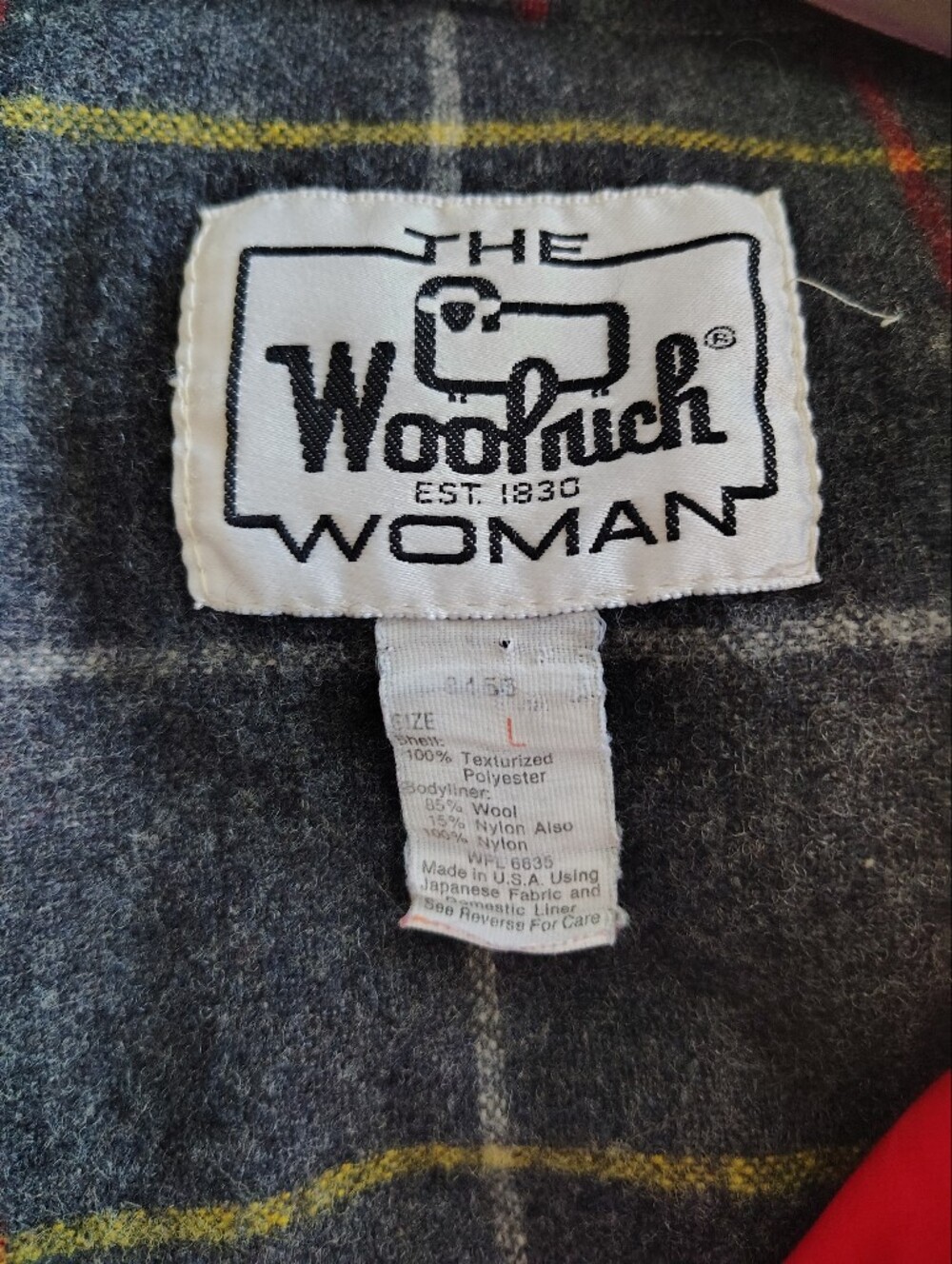 Vintage Woolrich Jacket Red Hooded Blanket Lined Parka USA Womens Large - Picture 4 of 5